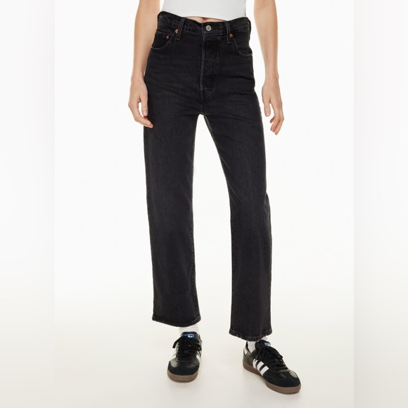 Levi's Denim - Levi's Ribcage Straight Ankle Jeans — Washed Black